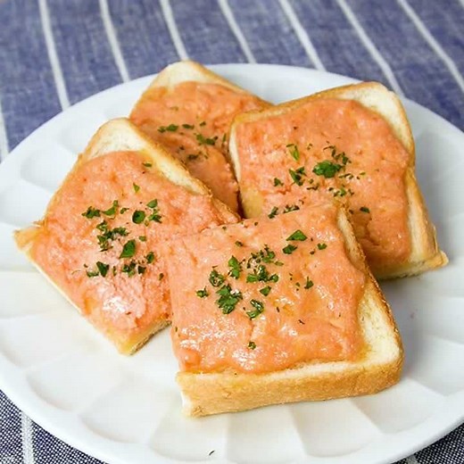 やみつきになる味わい！ 明太マヨトーストのレシピ動画・作り方 | デリッシュキッチン