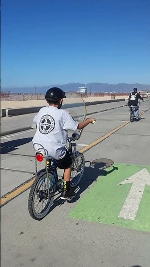 1964 Schwinn Stingray Super Deluxe. Ridden not Hidden. So.Cal Stingray ride Venice Beach CA 2018