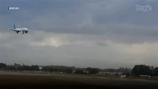 United Airlines plane 'became disabled' after extremely rough landing in Orlando, prompting ground stop