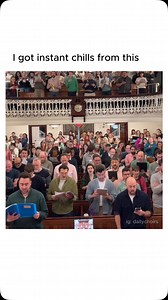 West End Musical Choir is the UK’s leading performance Musical Theatre Choir, led by Musical Directors straight from the West End and Broadway. This clip captures their first-ever run of this song—learned in just 20 minutes! 🎭✨ Truly impressive! • Via ─ @westendmusicalchoir • Song: “Defying Gravity” (from the Musical “Wicked”) Performed by: West End Musical Choir (@westendmusicalchoir) 🇬🇧 Conductor: Michael Cullen (mjcullen10) Arranger: Benjamin Dovey (@benjamindovey) • • DM for credit or rem