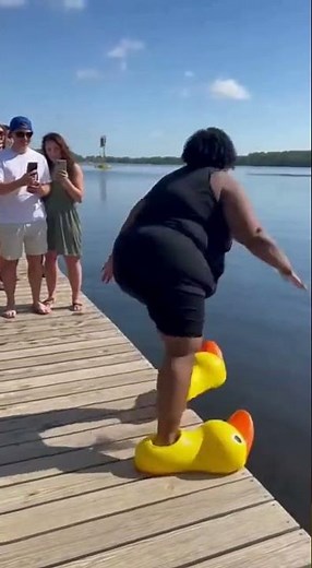 This Shouldn’t Be Possible 😳💦