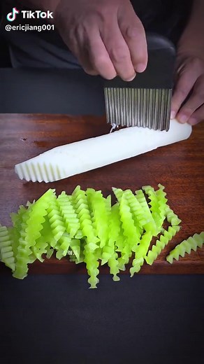 Mastering Knife Skills: Essential Techniques for Chefs