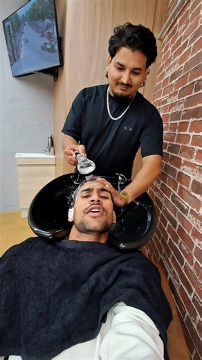 kapal katee katee garna janu hai yeta 😂 @Himalayan men’s hair salon @The Himalayan Men’s Hair Salon #nepal #infinite_with_nishan #australia #nishanmainali #vlogger