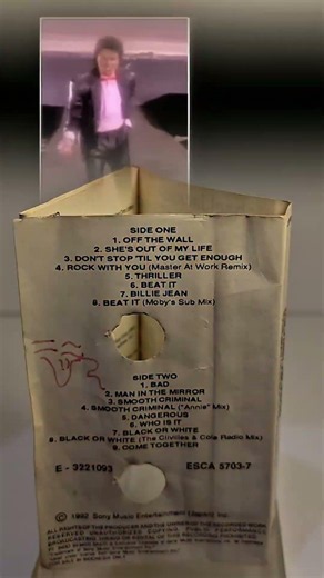 Michael Jackson - Dangerous Tour Souvenir (A Special Limited Edition) 👑