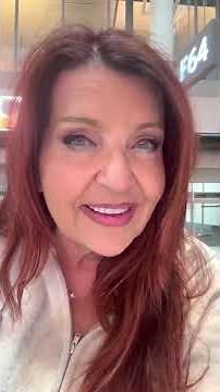 Ask Colette Baron-Reid: “What are Oracle Cards and why would I use them, especially right now?” ✨