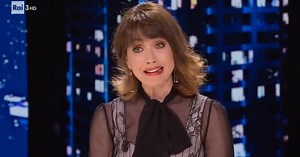 Chiara Francini fa ironia sulla sinistra ricca: “Vorrebbero essere poveri per sembrare intelligenti”