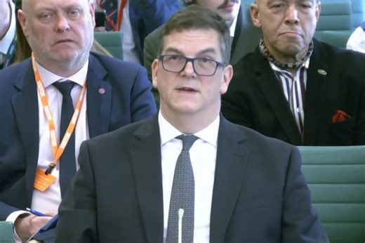 Give Robbins his job back, ex-cabinet secretary tells Starmer
