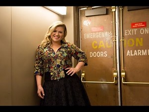 5 Celebrities Who Want You to Love Yourself