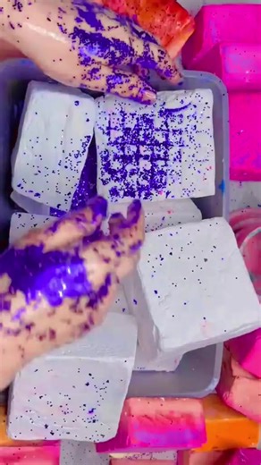 Relaxing ASMR: Chalk Crushing Sounds