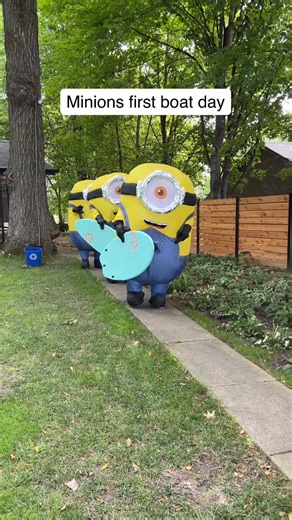 🟡 Boat day - Minion edition 🟡 Packing the boat for a day on the water is an essential task. You have to make sure you’ve got everything you need so you don’t have to head back to the dock early (a boat driver’s biggest pet peeve!). You can only imagine what the minions packed 🤪🤭🥴 MISSION has everything you need to have a great day out there. Coolers, floats, fenders, dock lines, and everything in between. Stock up before the season is over so you’re ready to go in the spring! | Mission Boat