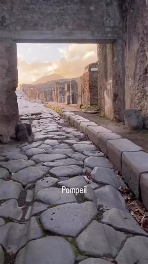 16K reactions · 1.2K shares | A walk through the ruins of Pompeii is fascinating! #pompei #pompeii #campania | Destination Italy | Facebook