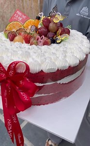 3.4K views · 5 comments | Phụ nữ là để yêu thương . Chúc mừng các chị em 20/10 Thật hạnh phúc xinh đẹp | Cẩm Vân Bakery | Facebook