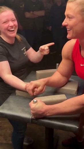 Epic Arm Wrestling Upset: Average Girl Beats Female Bodybuilder