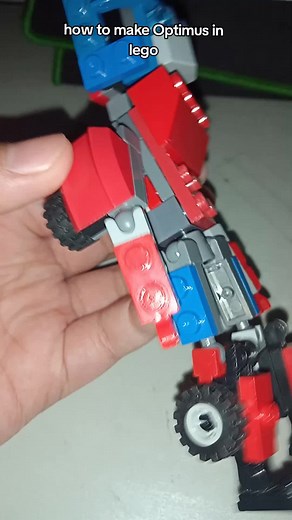 Cómo hacer a Optimus Prime en Lego