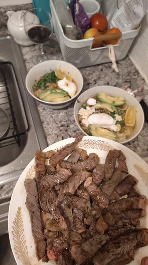 ramen with ribeye steak. cooking a late night dinner. yum #dinner #ramen #steak #chef #food | Robert Gonzalez