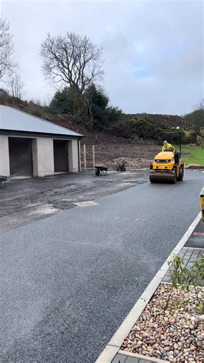 High-End Tarmac Finish at Luxury Housing Development