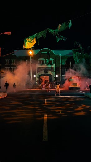 2.4M views · 13K reactions | Only one more week until Six Flags looks like this 履‍♂️ | Six Flags | Facebook