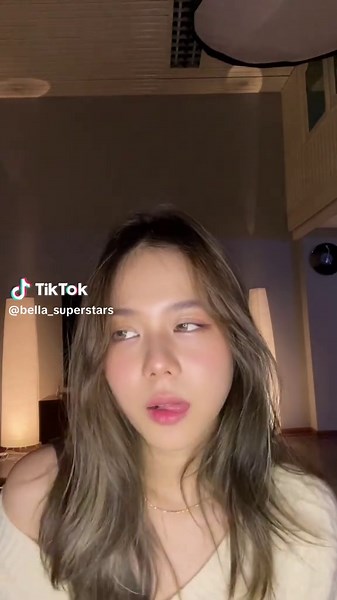 bella superstar သည် TikTok ပေါ်တွင် ရှိသည်