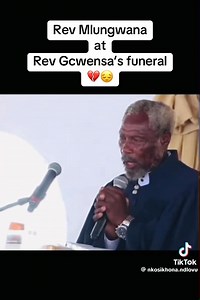 Rev Mlungwana emngcwabeni kaMfundisi Gcwensa | Ikhenana Lamanazaretha Asebuhleni