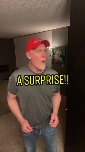 Chadster (@chadwolfe)’s videos with Surprise Lady 2020 - Saturday Night Live