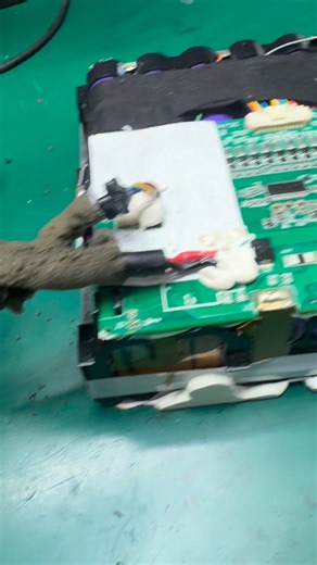 Pin loa jbl eon one pro chảy hoá chất, cái này độc lắm nha ae | SPEAKERCITY