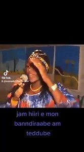 one thing I have observed is that, the fulanis from Mali 🇲🇱, Guinea 🇬🇳, Gambia 🇬🇲, Senegal 🇸🇳 Sierra Leone 🇸🇱 and Liberia 🇱🇷 are really good at fulfulde poetry and cultural exhibition 👌 Disclaimer ; I own no copyright rights to this video ,just for educational purposes. | Hawa Fulbeh