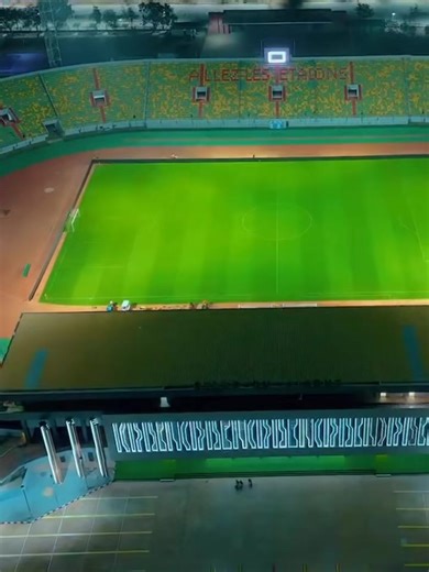 ⚽️🇧🇫 Burkina Faso : Le stade du 4-Août à Ouagadougou a été homologué Le stade du 4-Août a été homologué par la CAF, selon une décision à la date de ce 1er juillet 2025, informe le ministère en charge des sports. 👉🏿 https://vm.tiktok.com/ZMSXuH3Sh/. | Burkina 24