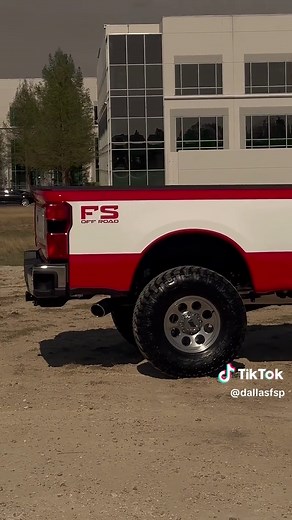 It's back! Introducing the FS Performance Ford F-350 Retro Edition 🤠 #ford #alumiduty #superduty #fordf350 #retro #twotonepaint #f350 #liftedtrucks #customtrucks #dallasfsp