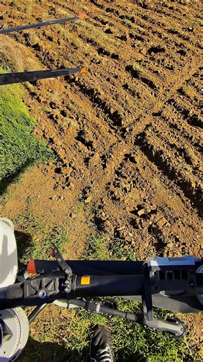 DJI Agras T100 setup from a first-person view — real sounds, real workflow. 🎧🚁 #agtech #asmr #dji #precisionagriculture #djiagriculture #satisfying | Talos Drones