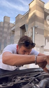 147K views · 1.8K reactions | #videodivertenti #vitadicoppia #reels #funnyvideos #comics #funny #risate #comedy #videoviral #comedyvideos | Andrei Elena | Facebook