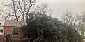 6 FIRST ALERT NEWS -- Omaha, Council Bluffs reporting power outages, storm damage