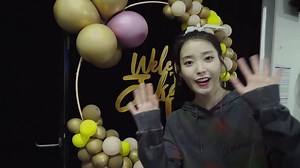 186K views · 10K reactions | New Year’s Greetings from IU Happy New Year!  The first day of 2020! Begins with a New Year’s message from dlwlrma! Let’s get along well in 2020!!  Cr:IUteamstarcandy Yay 殺殺殺 imagine baby  squeezing your cheeks awwwww I literally died Imagining it!!! ‍♀️ Admin:Anggie ‍♀️ #IU #LeeJieun #Newyear #아이유 #이지은 | 아이유 Updates | Facebook
