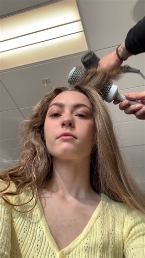 Summer Photoshoot Makeup and Hair Look by Chloe Lang