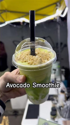 Creamy, Fresh & Refreshing Avocado Smoothie! 😋🥑