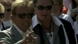 Siegfried and Roy return Las Vegas to receive honour three years after Roy's near-fatal accident