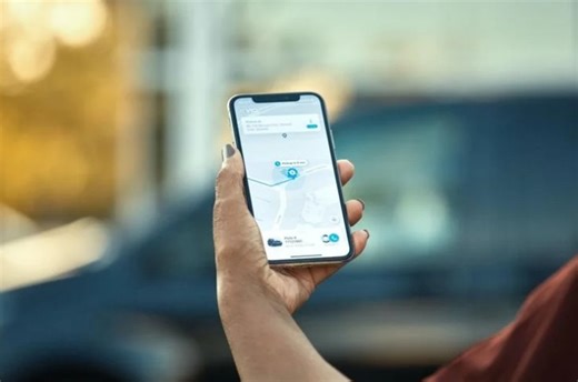 23K views · 296 reactions | A free, on-demand robotaxi service has launched in downtown Las Vegas. Riders can request a free ride from the self-driving taxis through an app. DETAILS: https://bit.ly/3JY6cmE | FOX5 Las Vegas | Facebook