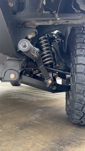 HRD on Instagram: "🚨NEW PRODUCT!🚨 Stock width Mini travel! Just wrapped up Matt’s truck! His low mileage Gen1 got set up with our brand new “Mini Travel” lower control arms. That means the front is packed with a 3.0” coilover, 3.5” 3 tube bypass, dual limit straps and of course all of our frame and lower pivot bracing. The rear is set up with our standard bypass rack running a 3.5” 5 tube bypass that’s tied into our bump kit. Of course with it being a full HRD build we got him set up with our