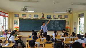 Pampatanggal antok ni Sir before the afternoon classes! :) #SirBokzTV | Sir Bokz TV