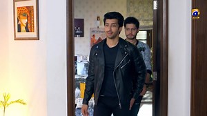 4.9K views · 180 reactions | Uraan Episode 13 (Best Moments 5) Watch Complete Episode Here: https://youtu.be/6SIZeyYAnyo #GeoTv #HarPalGeo | GEO TV - Har Pal Geo | Facebook