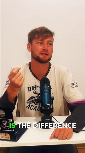 Motocross vs. Obstacle Jump: Use Throttle Right!