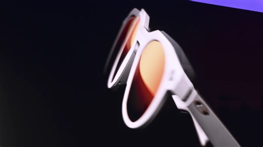 Smart glasses raise new privacy, scam concerns: Lifespan expert warns