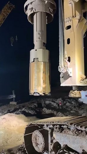 Cluster hammer drilling tools with kelly bar