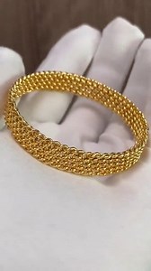 139K views · 2.7K reactions | Gold bracelet design How to make a gold bracelet ❤️ #short #reel #tranding #reelsviralシfb #fb #viral #gold #everyone Ak Jewellery Maker @highlight | Ak Jewellery Maker | Facebook
