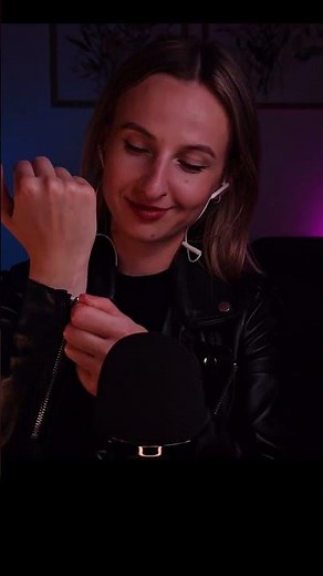 Leather Jacket Sounds 🧥🖤 (ASMR)