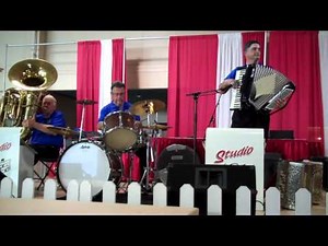 Leo Lonnie Orchestra Polka Band