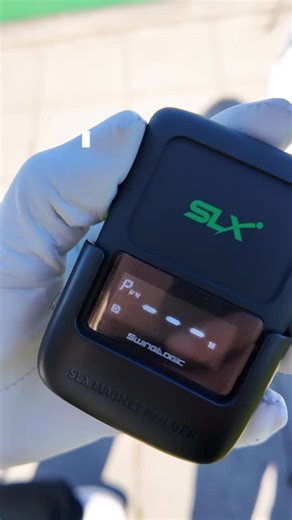 Få rask tilbakemelding på slaget med SLX Hybrid Mini🏌 Denne kan kobles med SLX Connect appen for mer innsikt og analyse! Les mer på våre nettsider✨ | Golfshopen.no