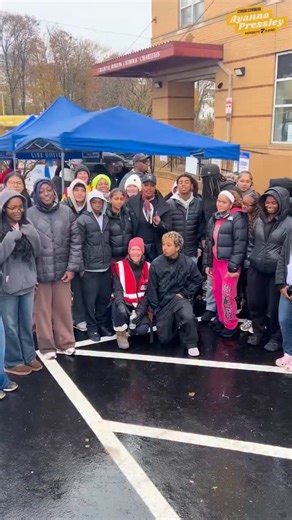 6.5K reactions · 76 shares | While Republicans choose chaos, we choose community: Using every tool available to feed our neighbors and meet their most basic needs. Thank you @charitiesboston, @unitedwaymabay, and Shirley's Pantry for your partnership in doing just that. | Congresswoman Ayanna Pressley | Facebook