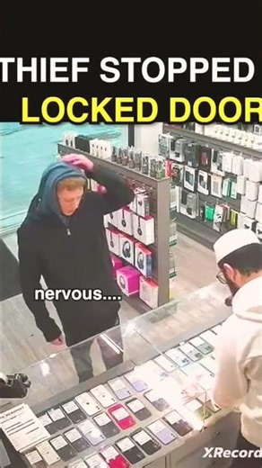 Theif prepended to steal iphone but ... #trending #shorts #viral #yt #mcyt #karma #viralmoment