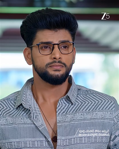 415K views · 13K reactions | ఆస్తి విషయంలో Vaijayanthi మాటలకు బాధ పడిన JD & KD Watch #Jagadhatri Mon to Fri at 9M on #ZeeTelugu #ZeeOnTheGo | Zee Telugu | Facebook