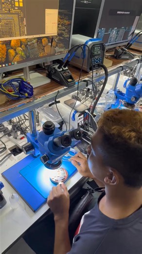 Madami nanaman nabuhay na unit batch naten ngayon 😎 advance cellphone repair training 😊 sa mg gusto matuto just send us a message for inquiry. Training Bootcamp courses: 👉 Face to Face training. 👉 Online Training. ✔️Only at I Choose Excellence we Teach our students the technician repair method & Engineering repair method for fast and accuracy of engineering style repair 😎 ✔️ Advance cellphone repair training(board & chip level repair of Iphone and Android) ✔️ Advance laptop board and chip l